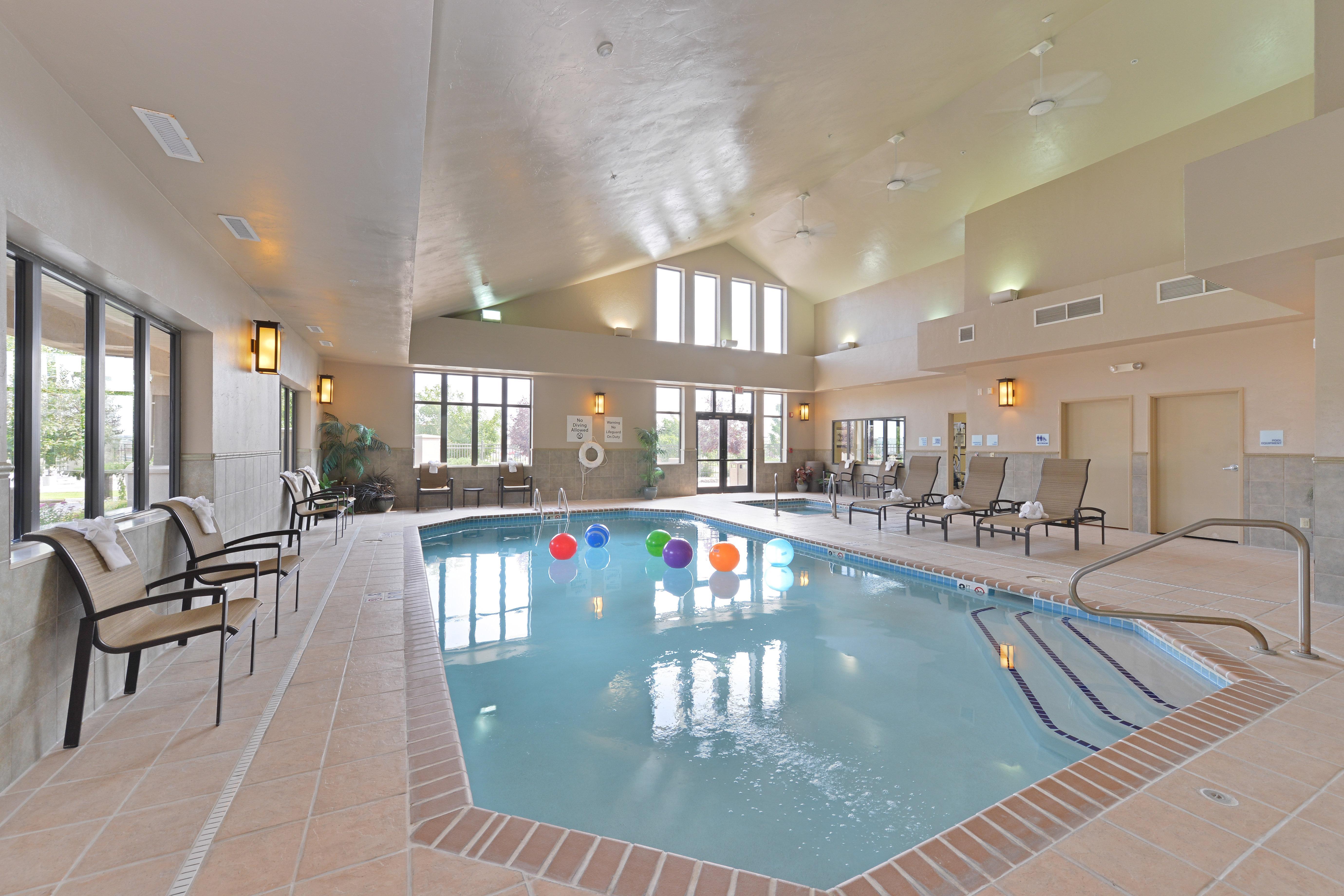 Holiday Inn Express Hotel & Suites Gillette By Ihg Exteriör bild
