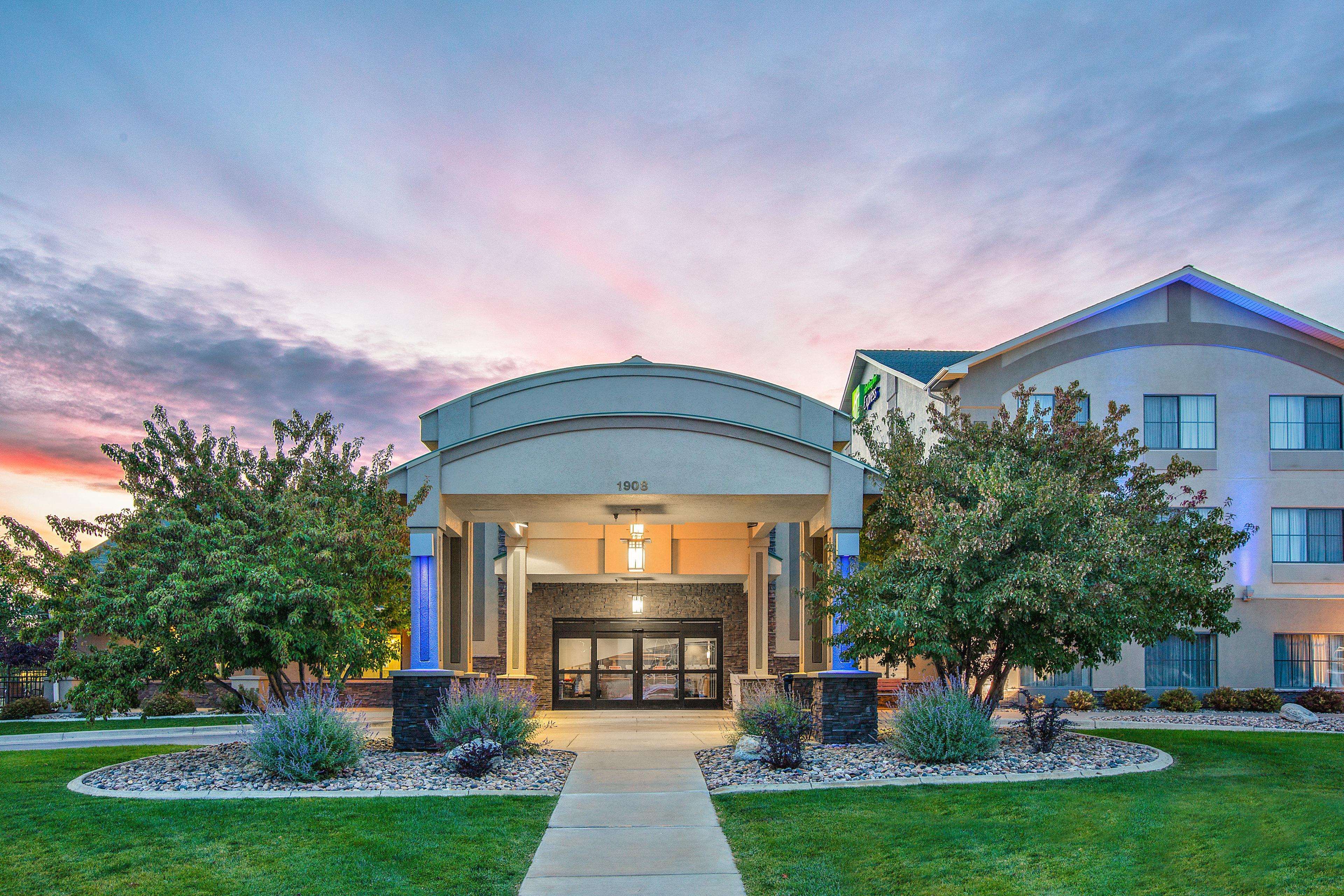 Holiday Inn Express Hotel & Suites Gillette By Ihg Exteriör bild