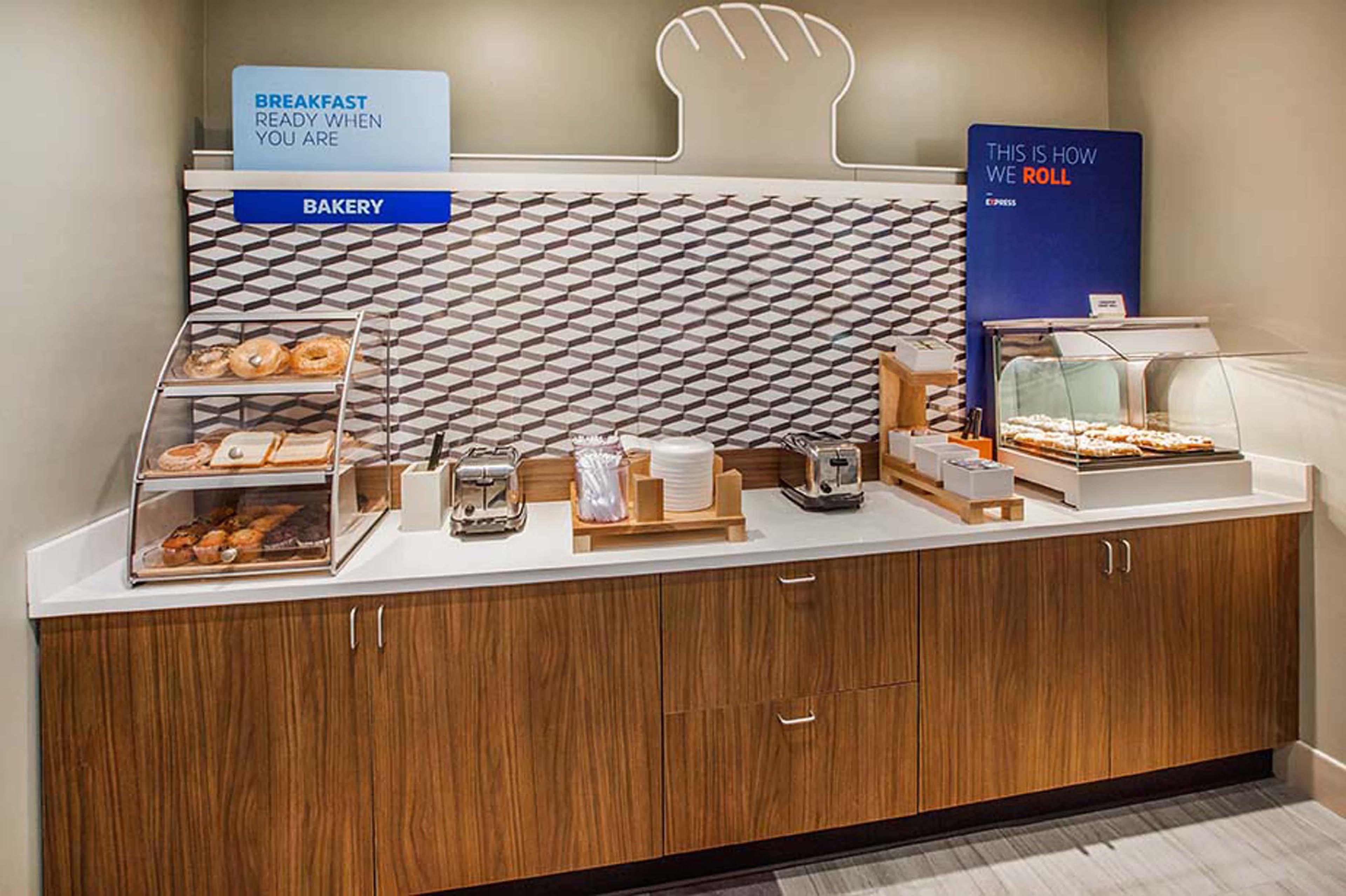 Holiday Inn Express Hotel & Suites Gillette By Ihg Exteriör bild
