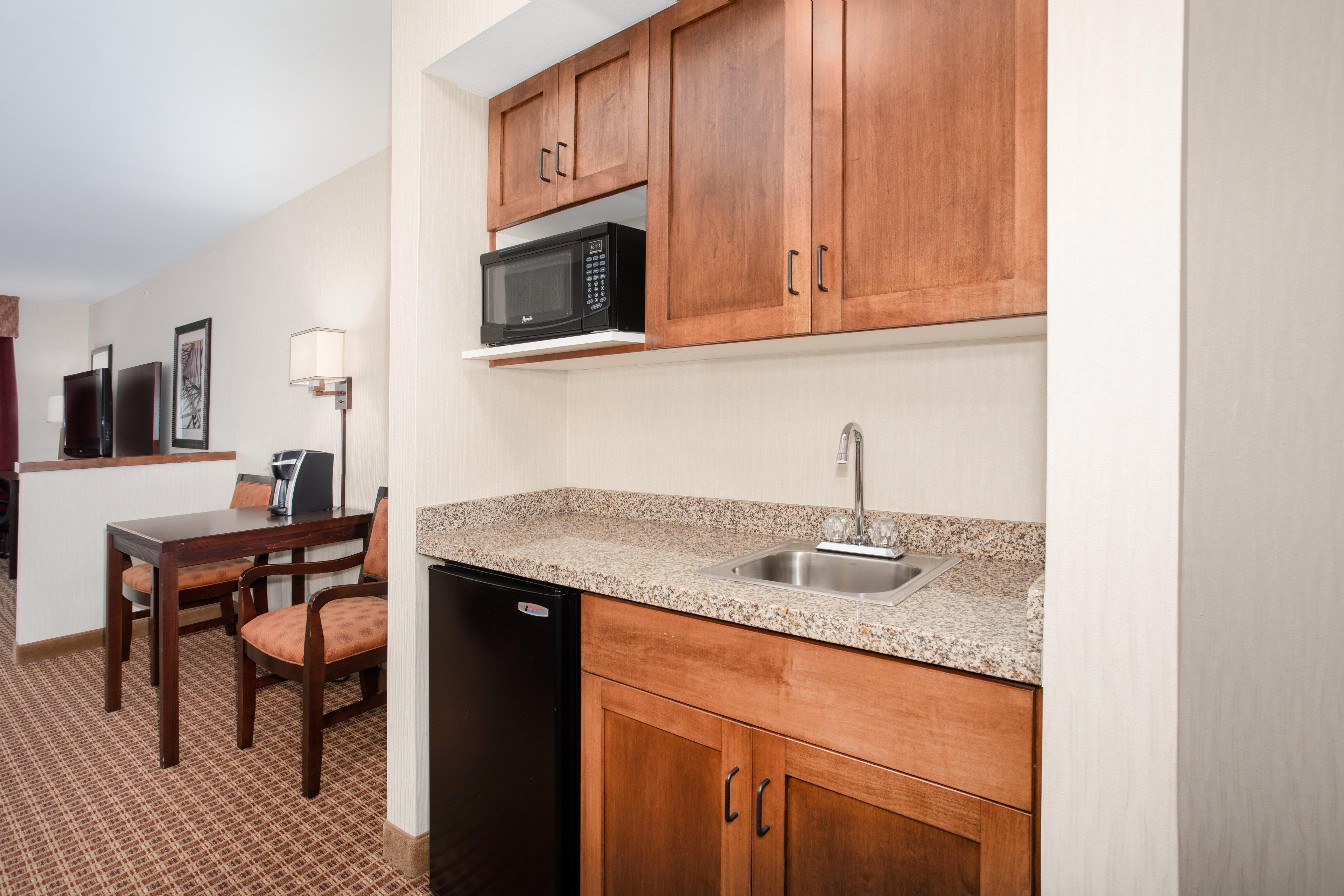 Holiday Inn Express Hotel & Suites Gillette By Ihg Exteriör bild